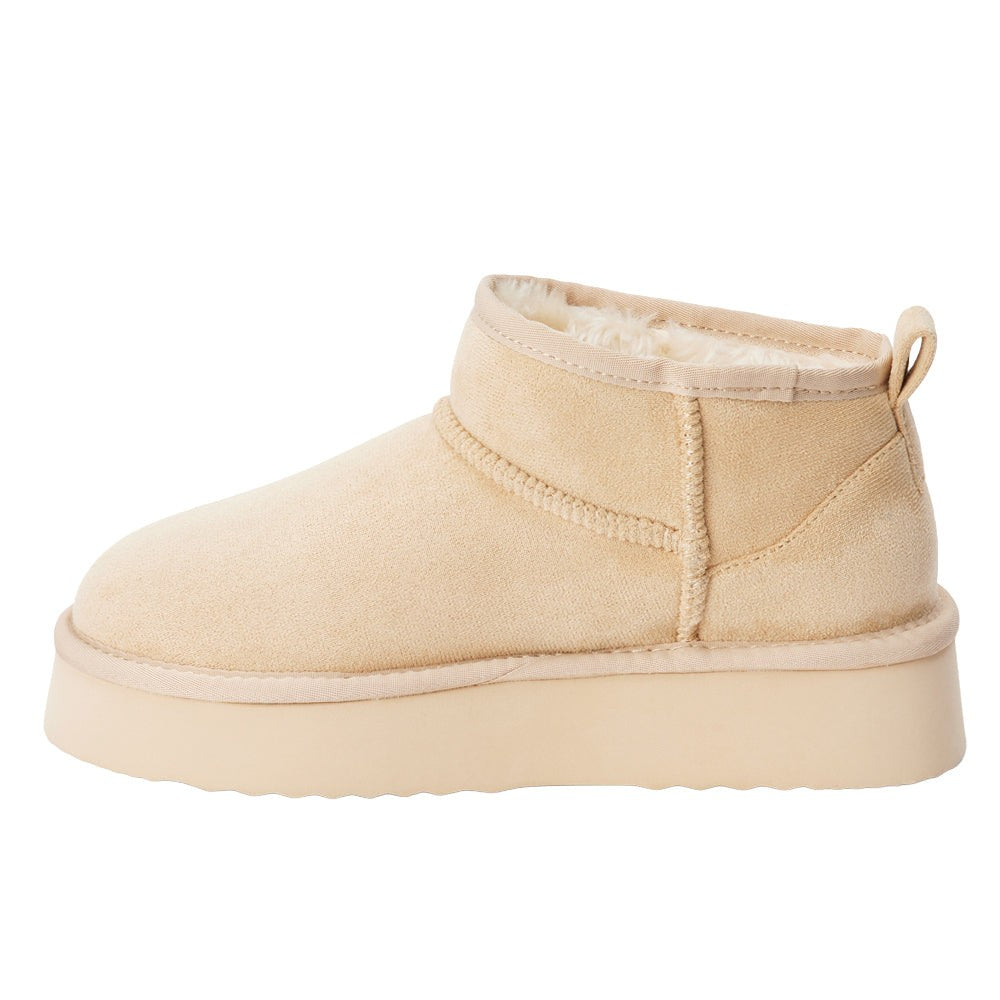 Breckenridge Platform Round Toe Pull On Booties