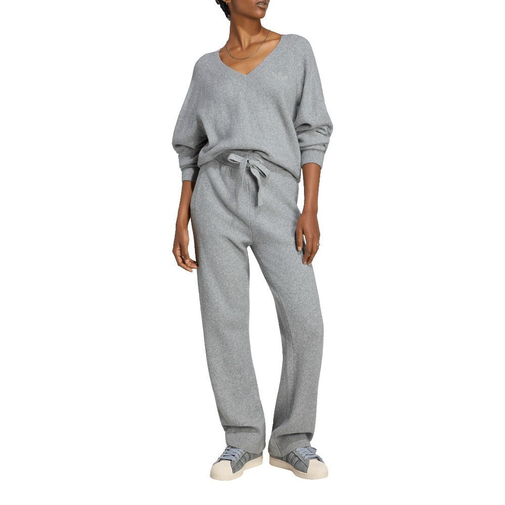 Essentials Knit V-Neck Sweatshirt Long Sleeve
