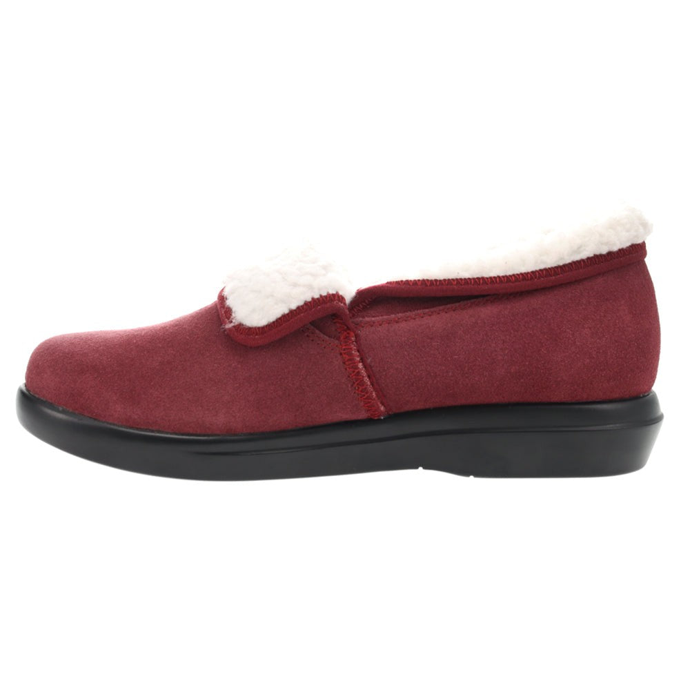 Colbie Slip On Slippers