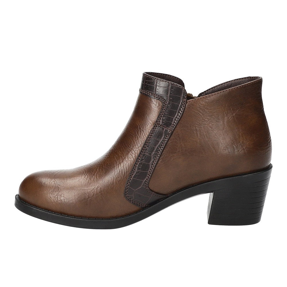 Bradley Ankle Boots