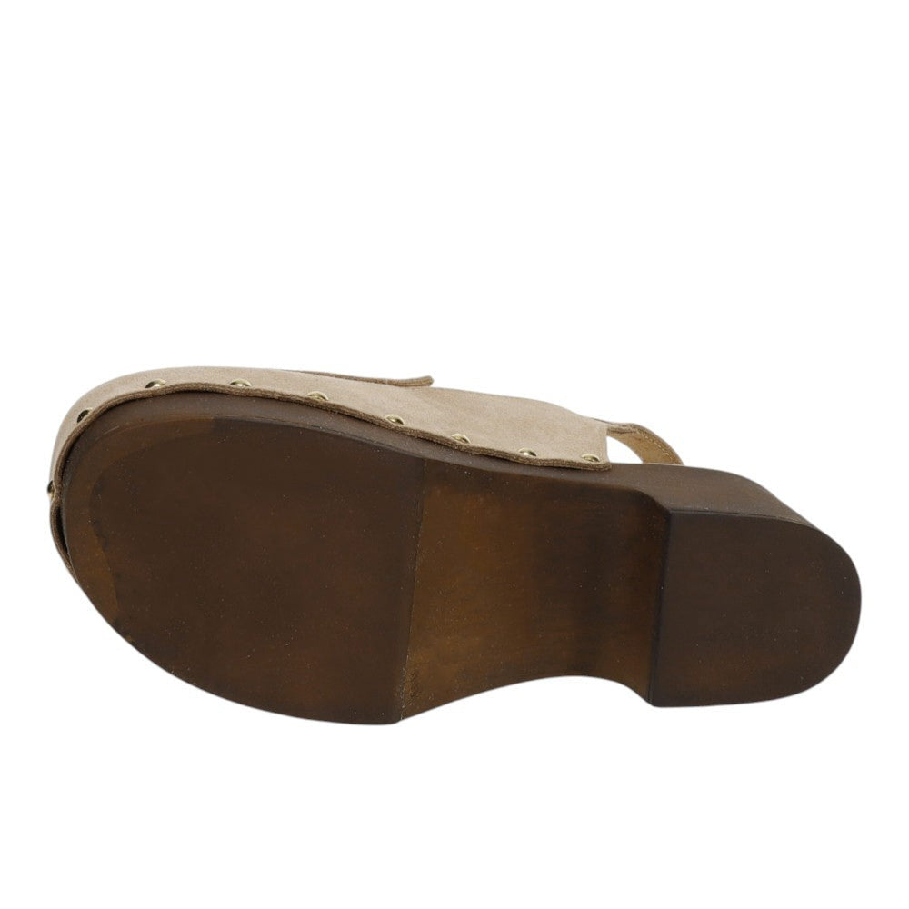 Backlot Clogs