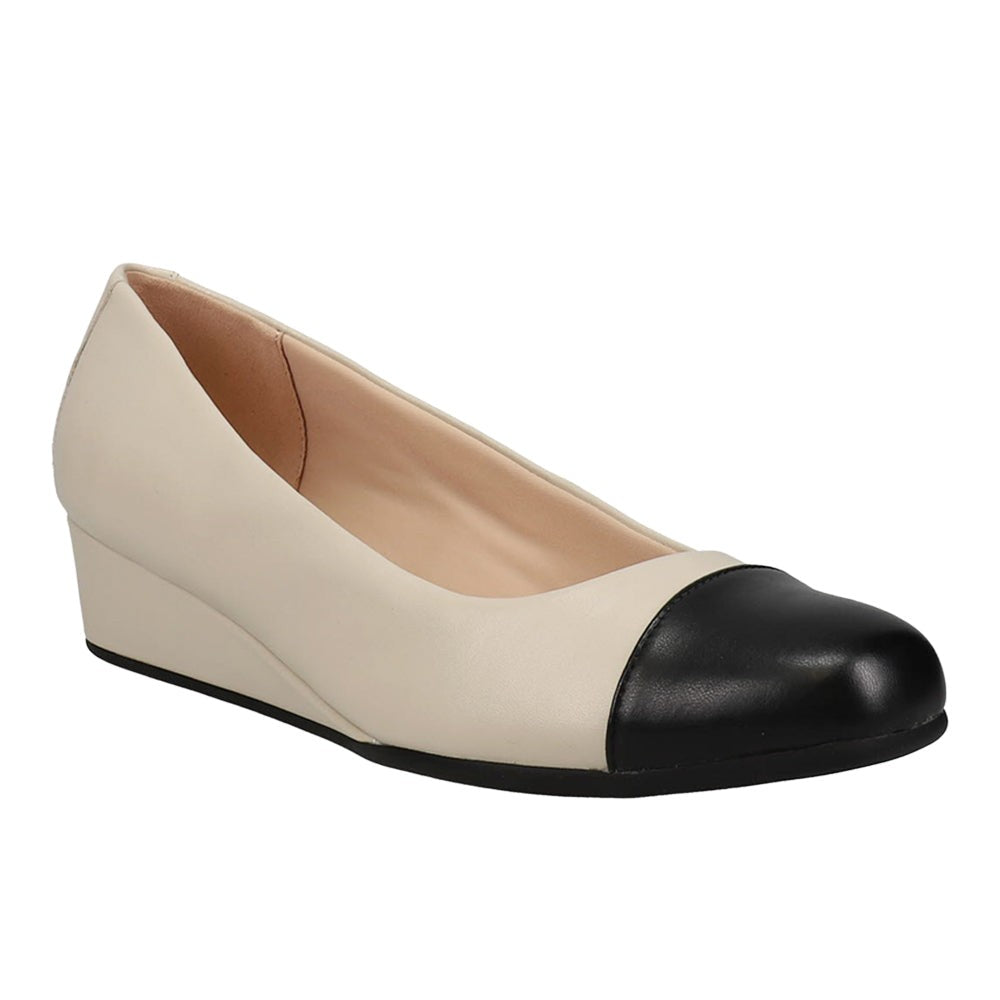 Gracey Pump Round Toe Wedge Pumps