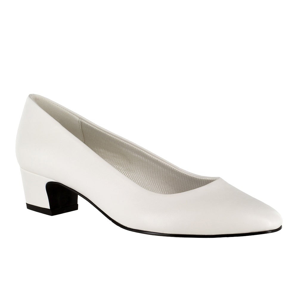Prim Round Toe Block Heel Pumps