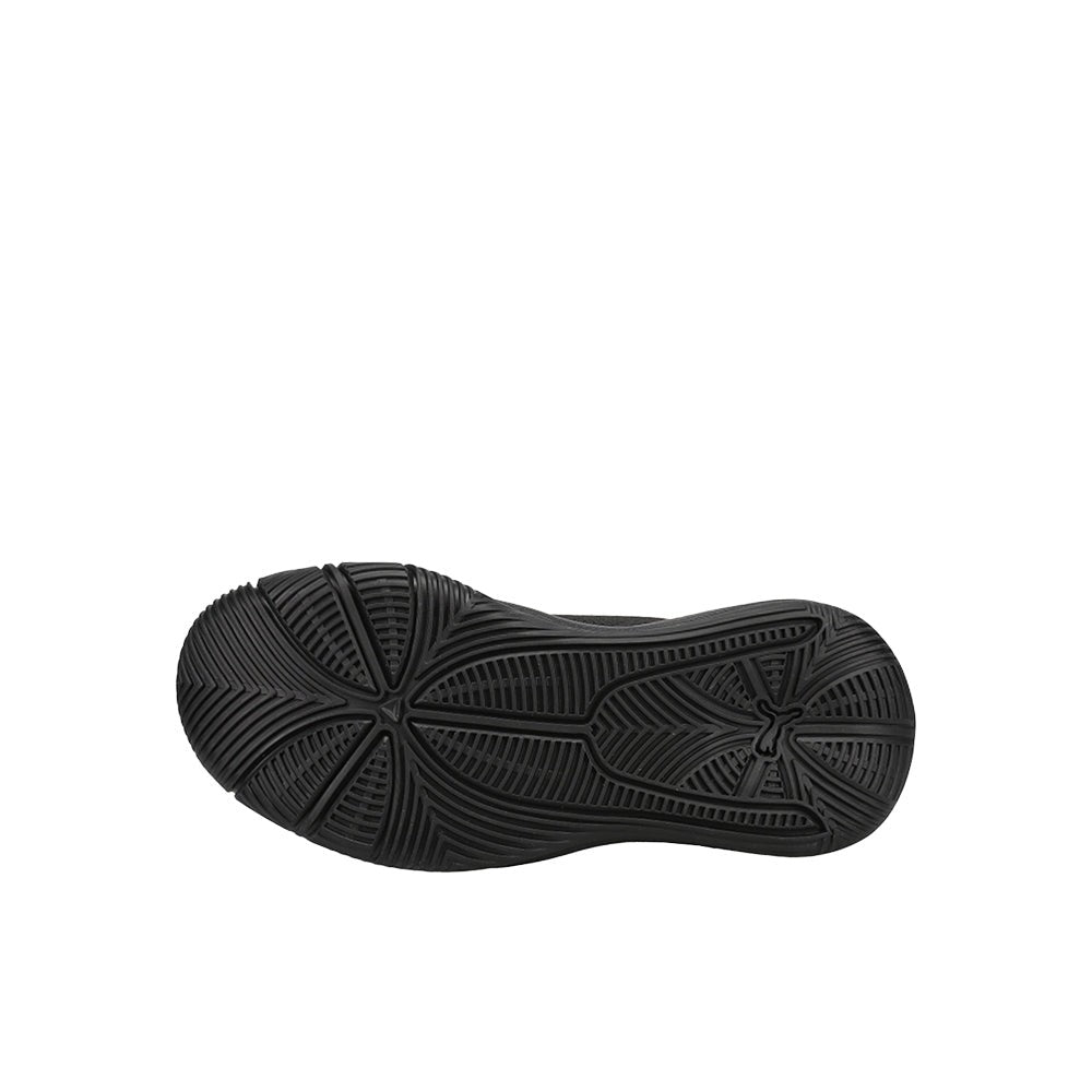 Triple Basketball Shoes (Youth)