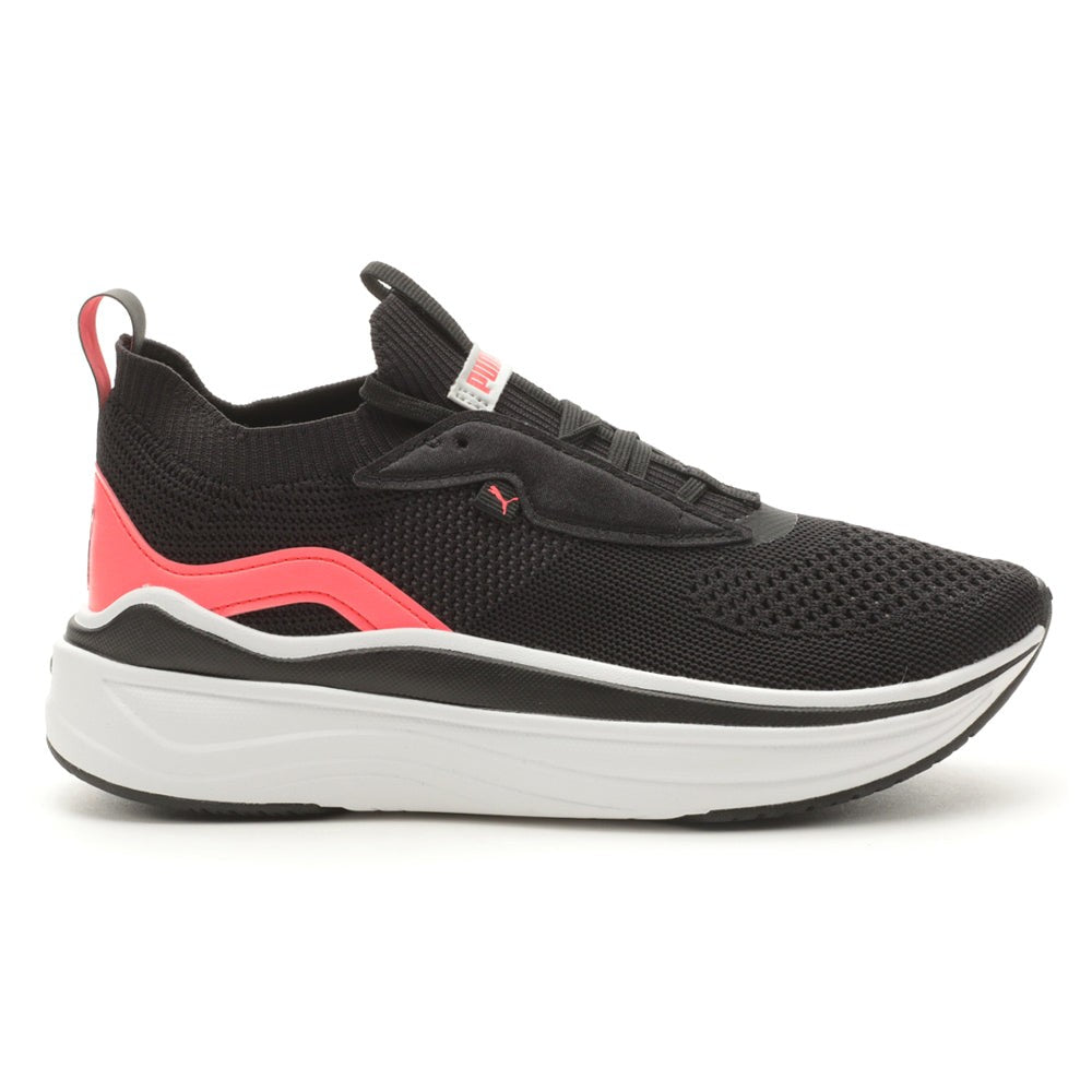 Softride Stakd Lace Up Sneakers