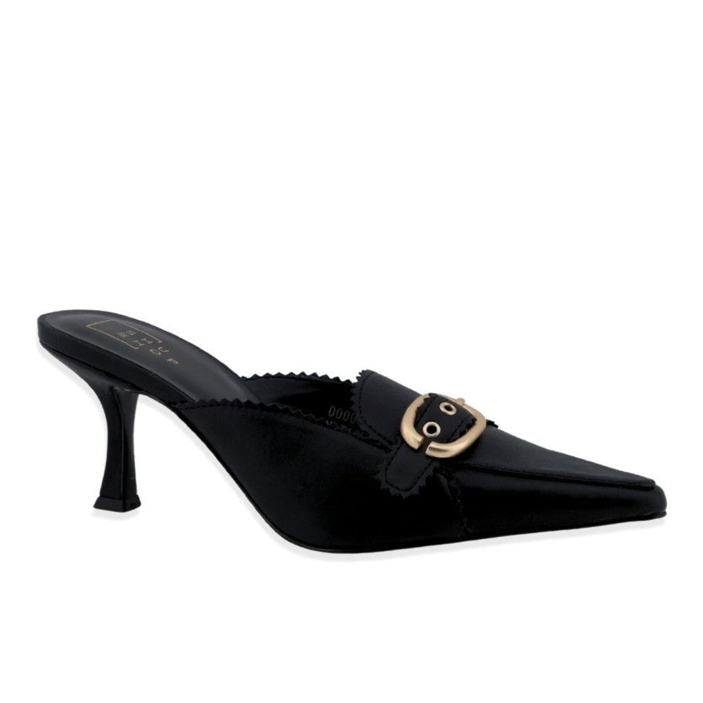 Natasha Pumps