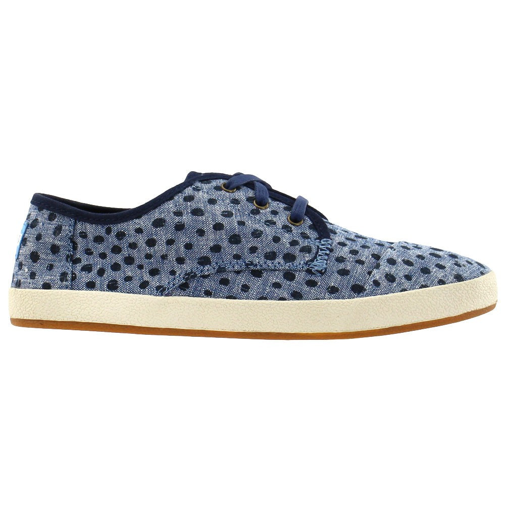 Paseo Lace Up Sneakers