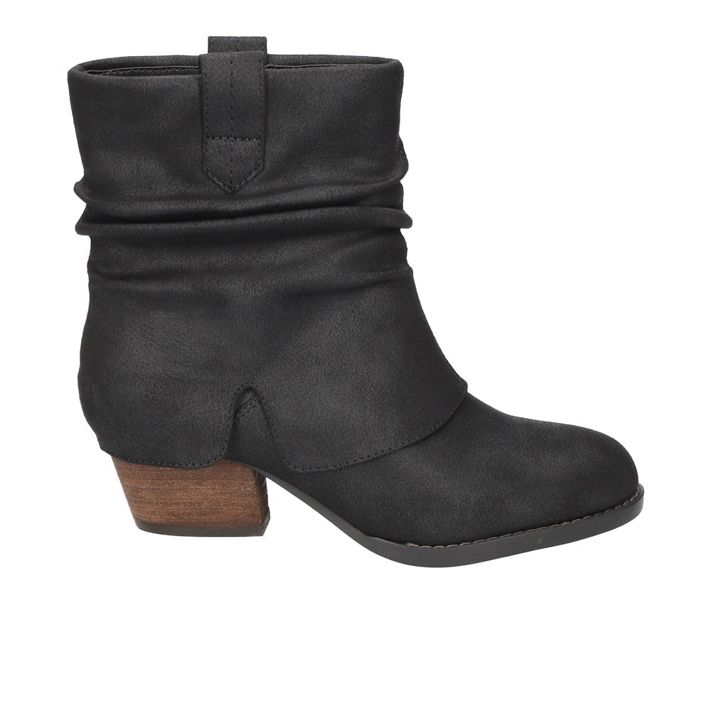 Twyla Round Toe Pull On Booties