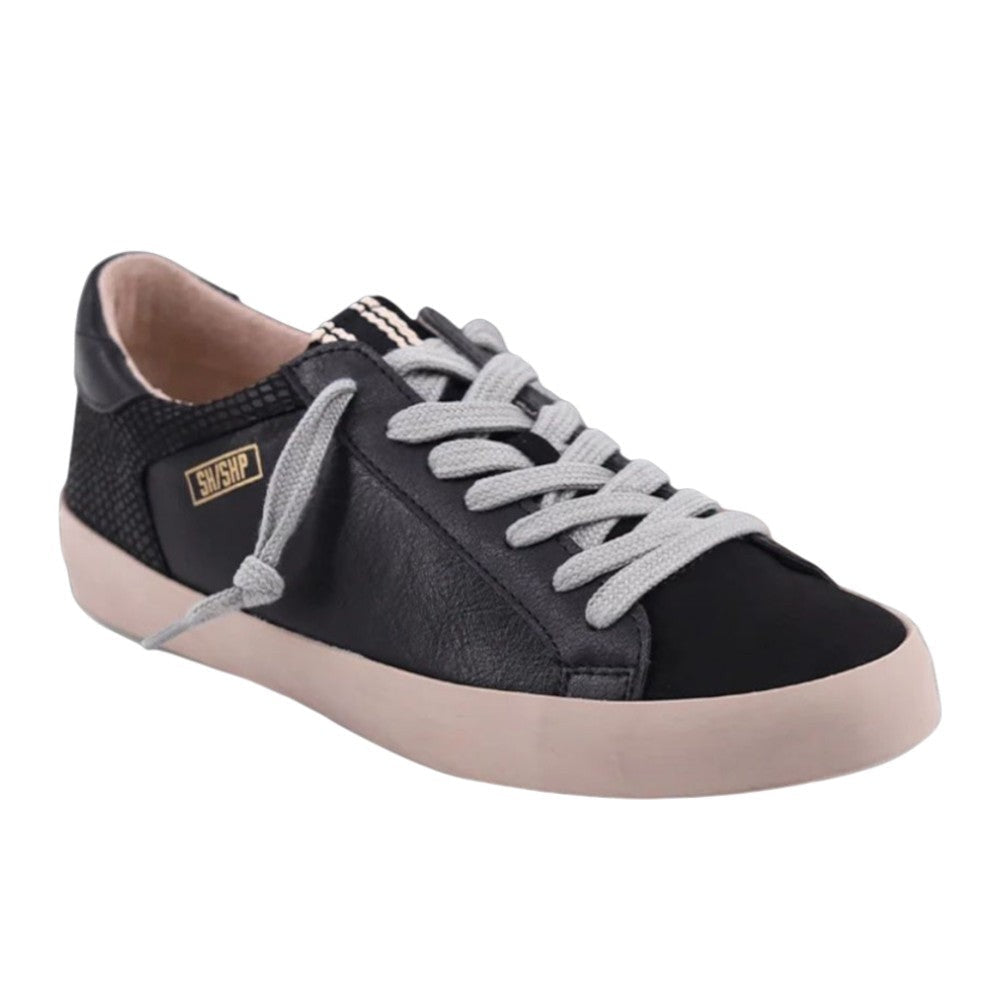 Rebel Sneaker
