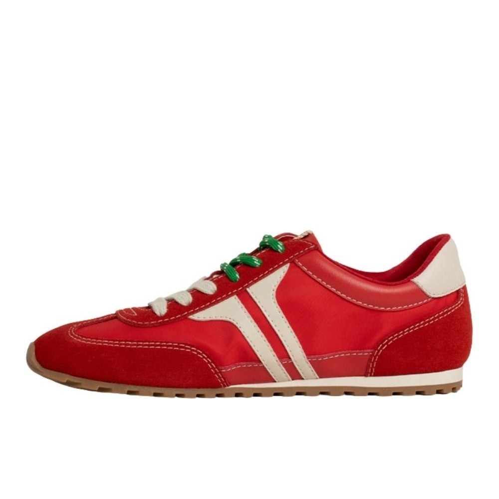 Sarah Sneaker
