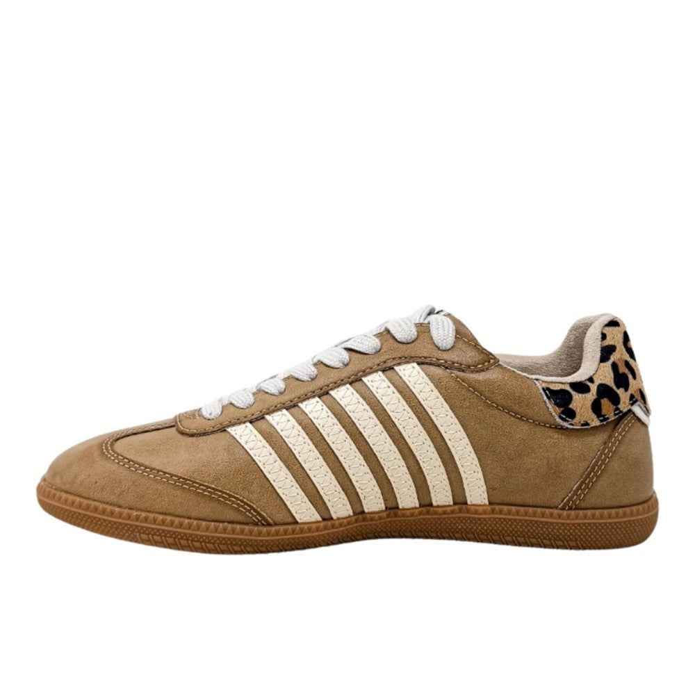Stevie Sneaker