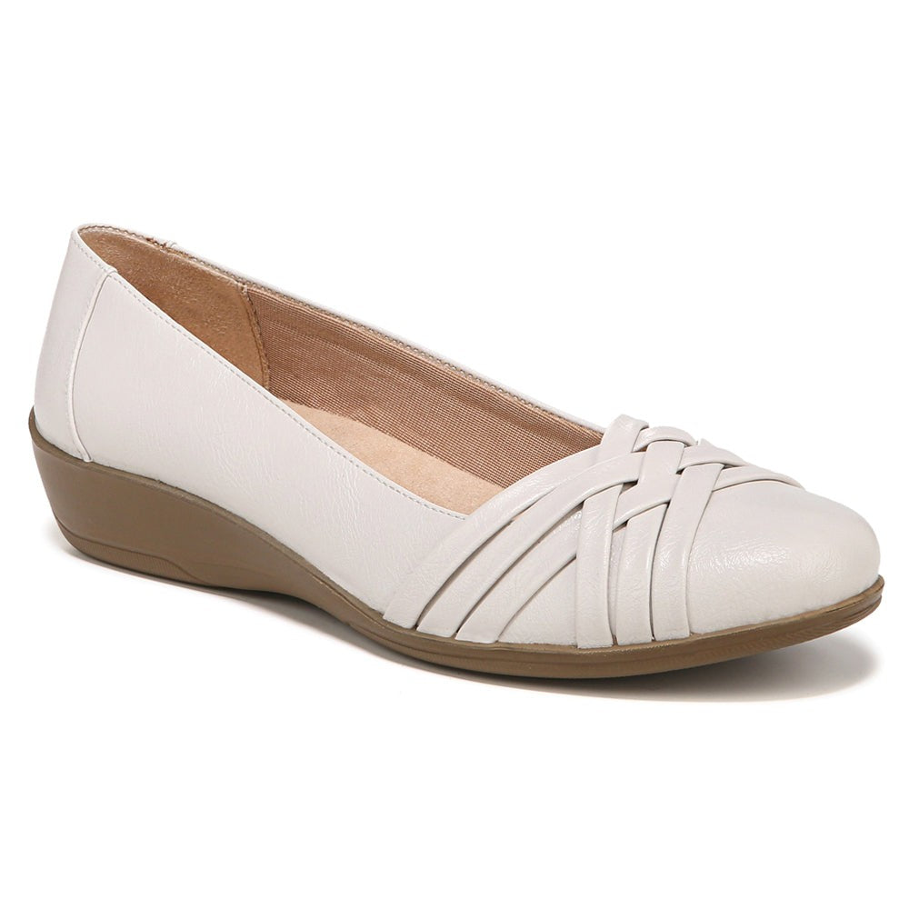 Incredible Slip On Flats