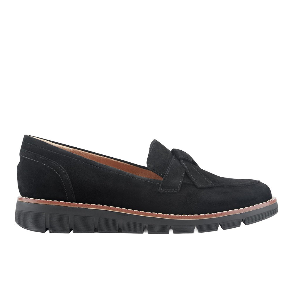 Vinaya Tassel Loafers