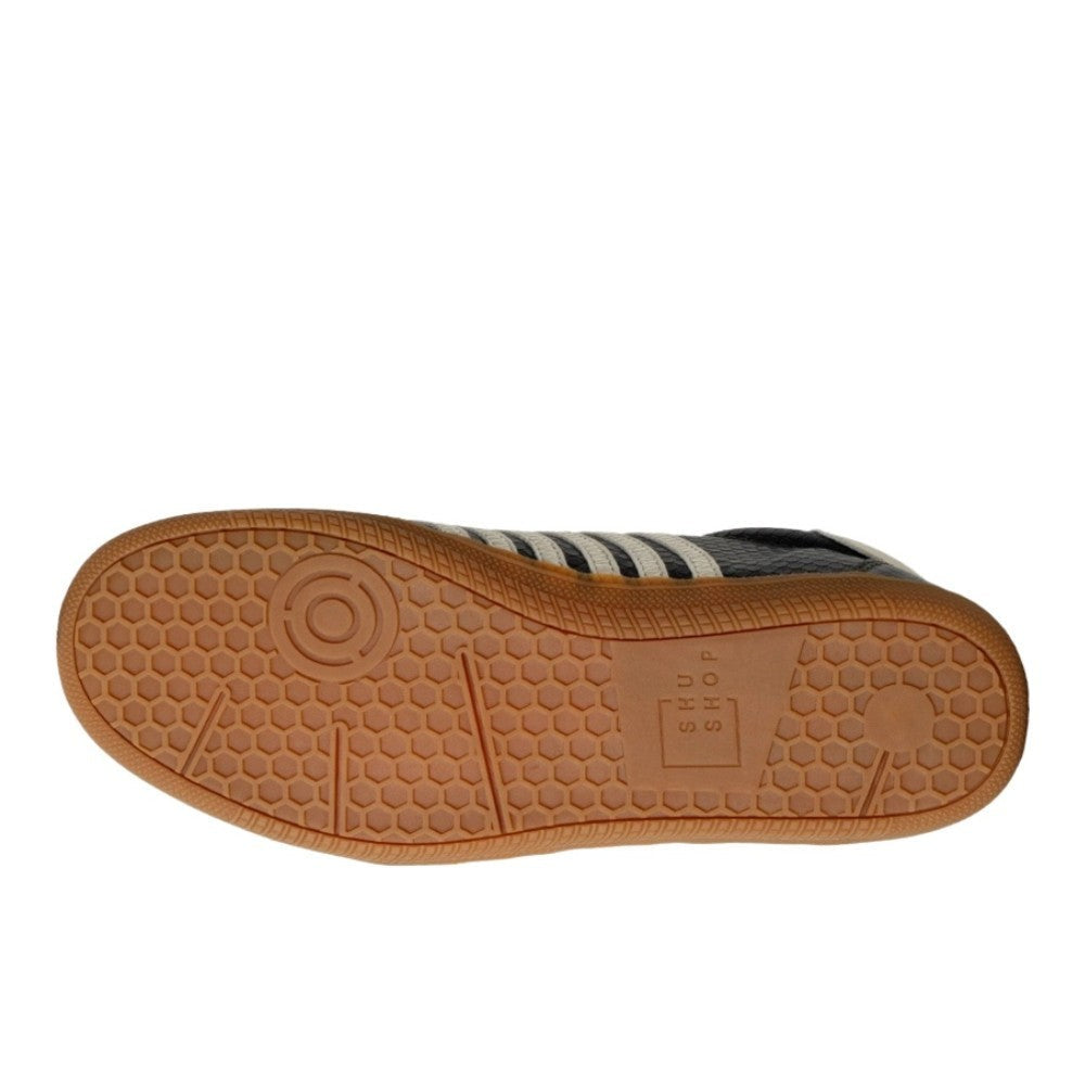 Stevie Sneaker