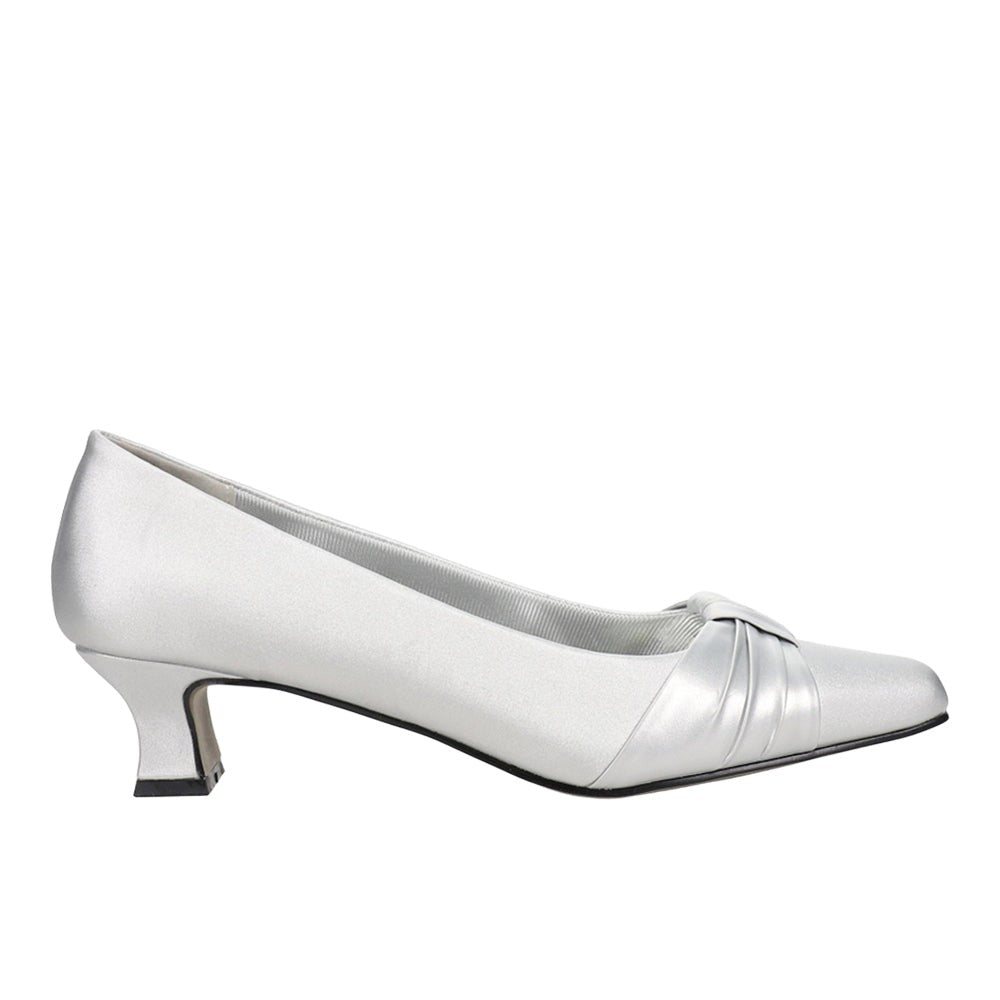 Waive Square Toe Kitten Heel Pumps