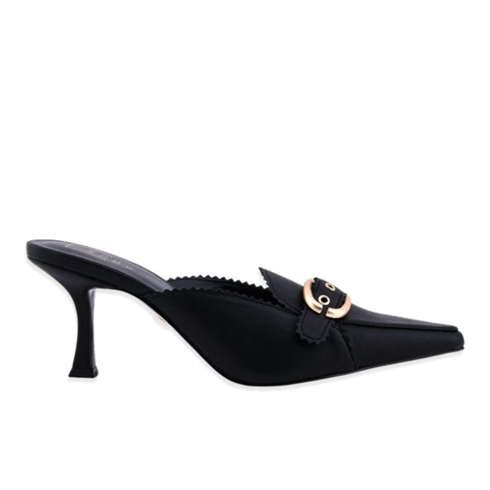 Natasha Pumps