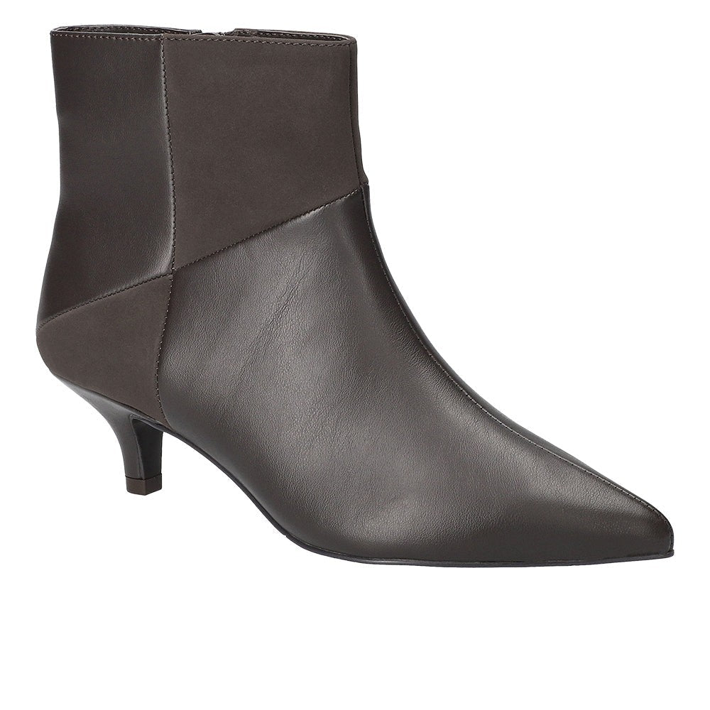 Nyla Ankle Boots